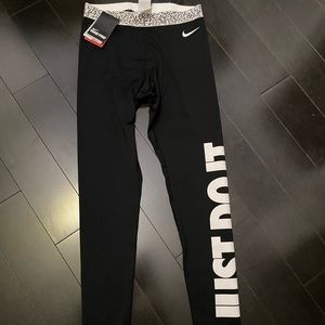 Nike Pro Leggings NWT